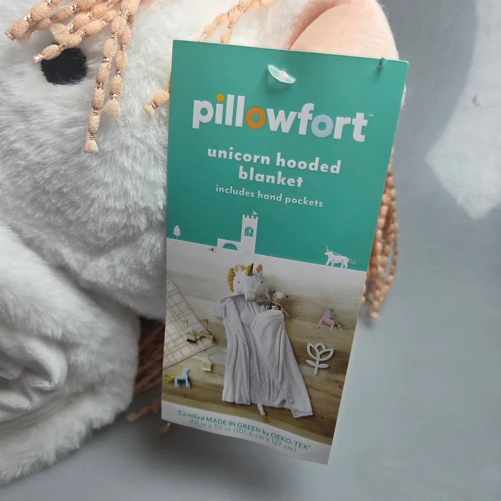 Pillowfort Kids Unicorn‎ Hooded Blanket White Gold Horn Plush Wearable 40x50 NWT